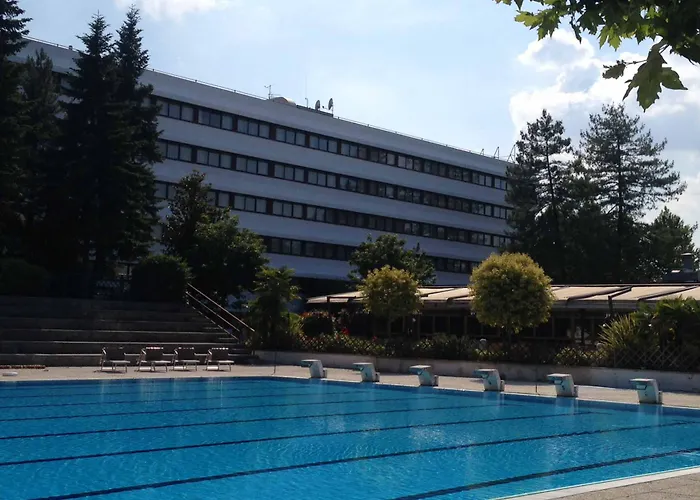 Living Place Hotell Villanova Di Castenaso