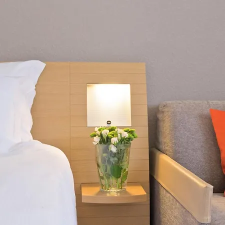 Living Place Hotel Villanova Di Castenaso
