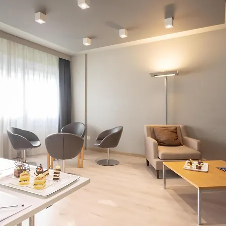 生活广场酒店 酒店