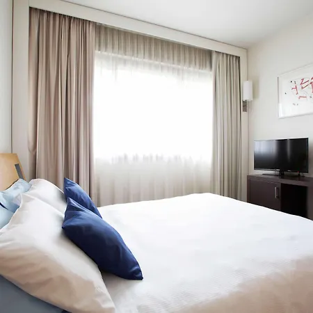 Hotel Living Place
