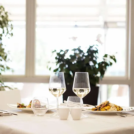 Living Place 4* Villanova Di Castenaso