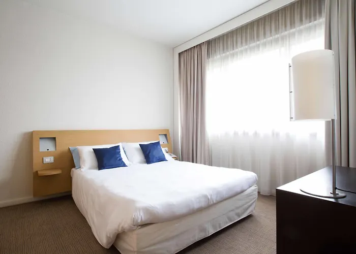 Living Place Otel 4*