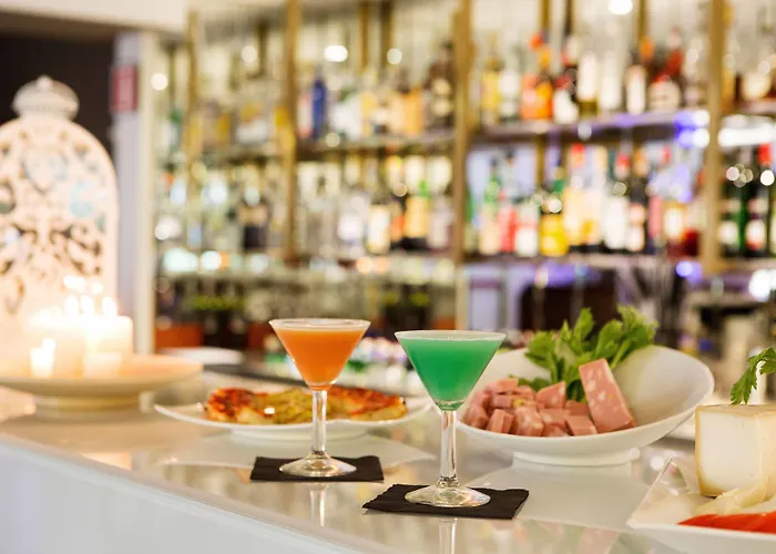 Hotel Living Place 4*